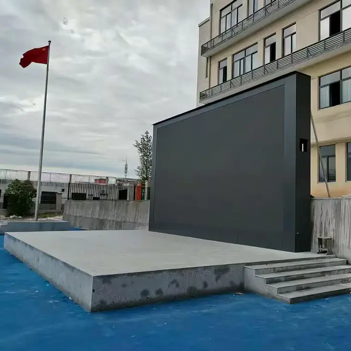 Zunanja omarica, odporna na dež in vlago