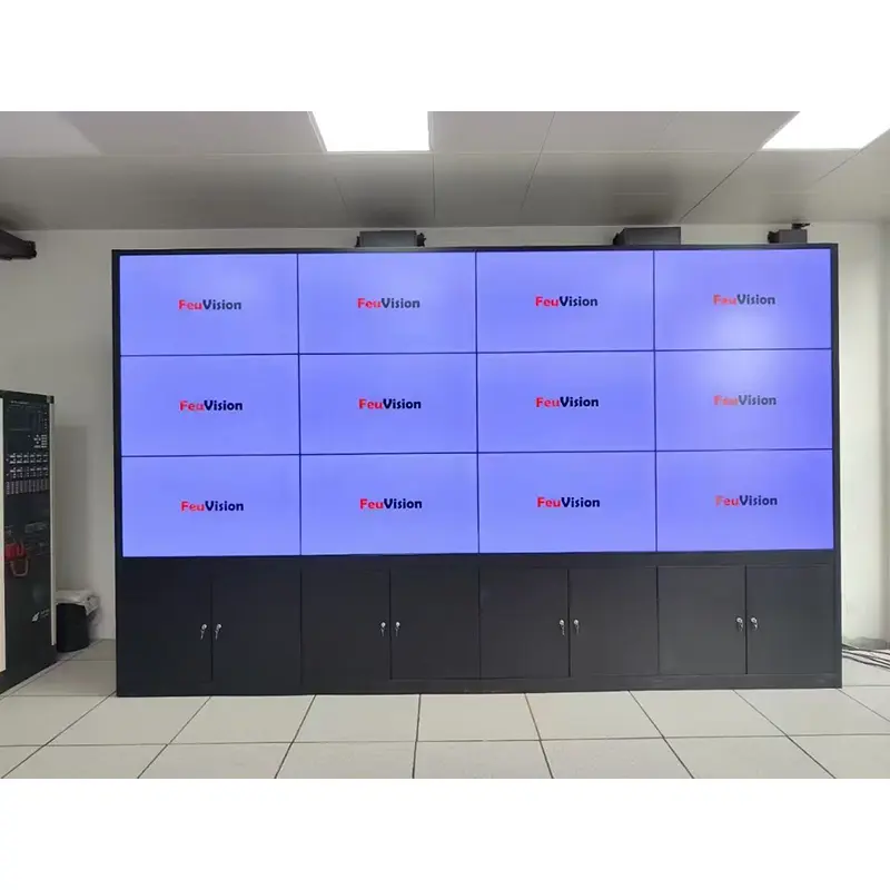 LCD video stenski nosilec